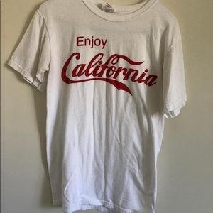 “ENJOY CALIFORNIA” graphic T-shirt white with red logo